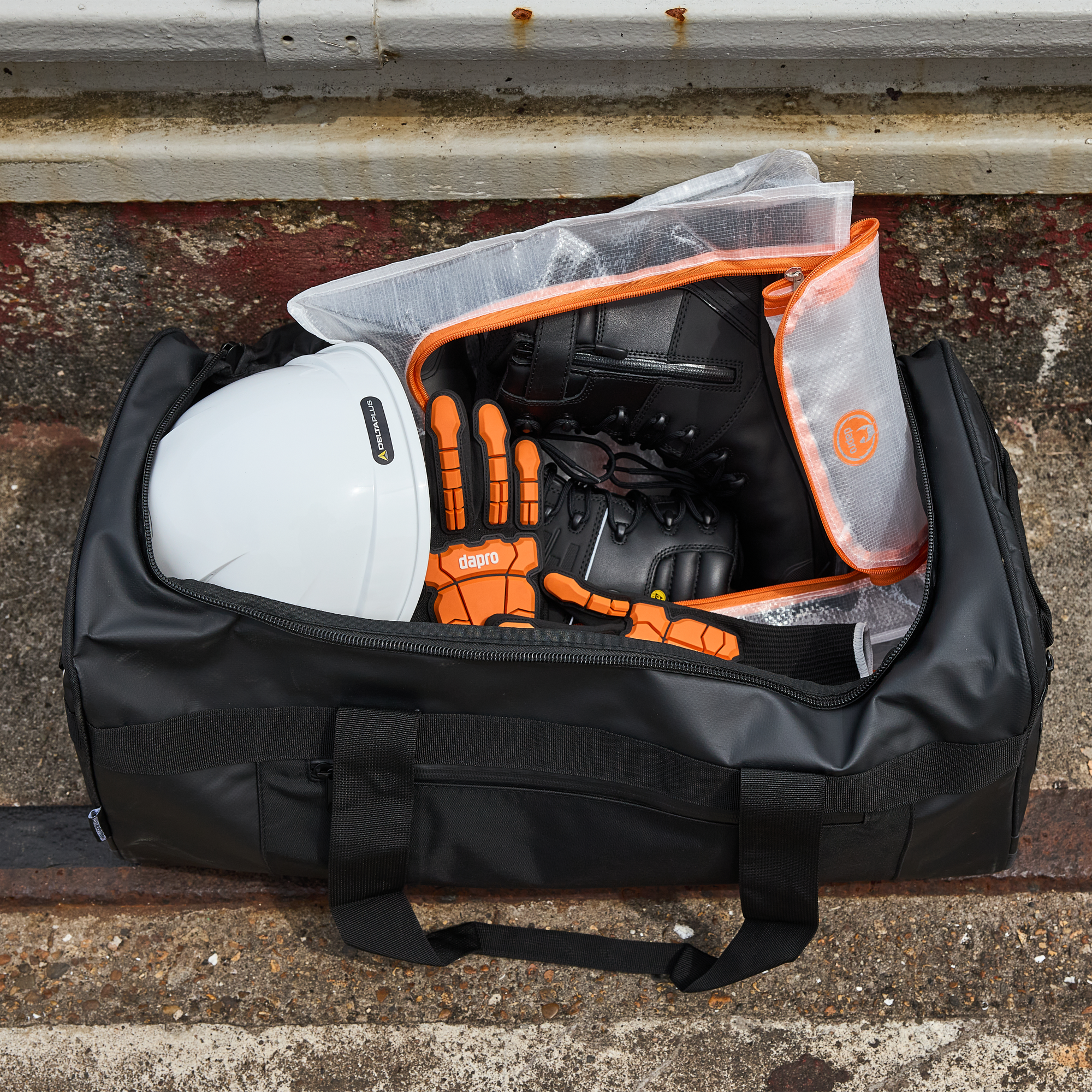 Dapro Offshore Travel Bag